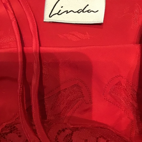 Vintage Linda Lingerie Set - Picture 3 of 3